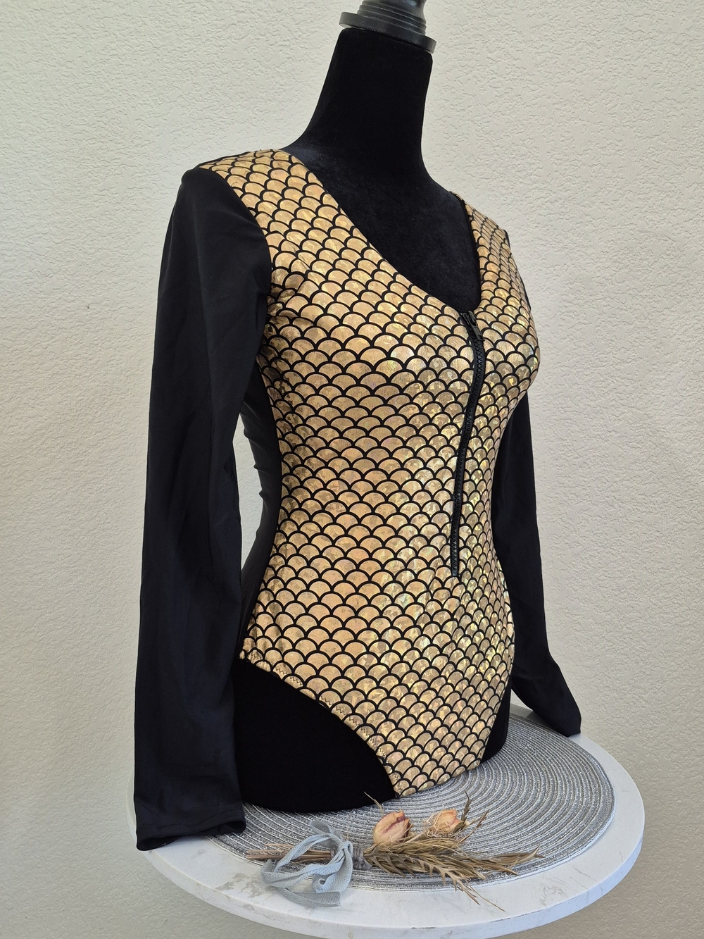 Black & Gold Mermaid Scale-Print Zip-Front Long Sleeve Bodysuit